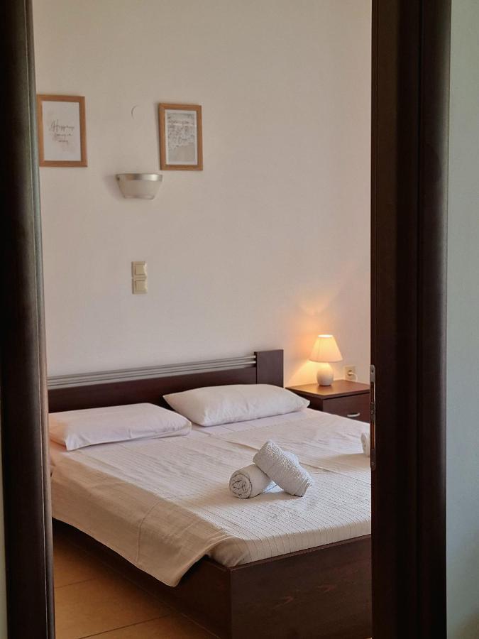 Zafeiris Apartments Livadia  Екстериор снимка